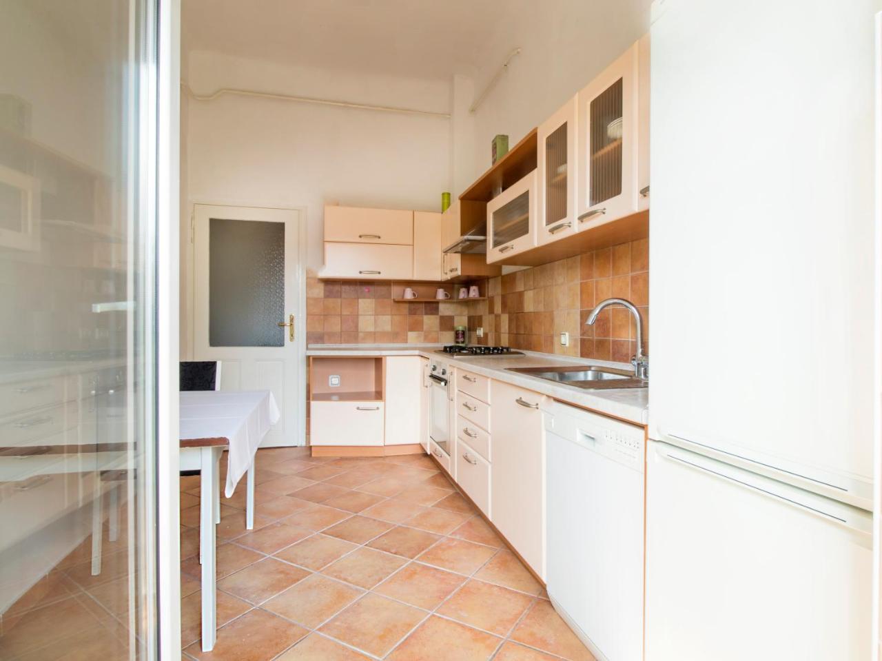 זאגרב Guesthouse Centar 2 מראה חיצוני תמונה